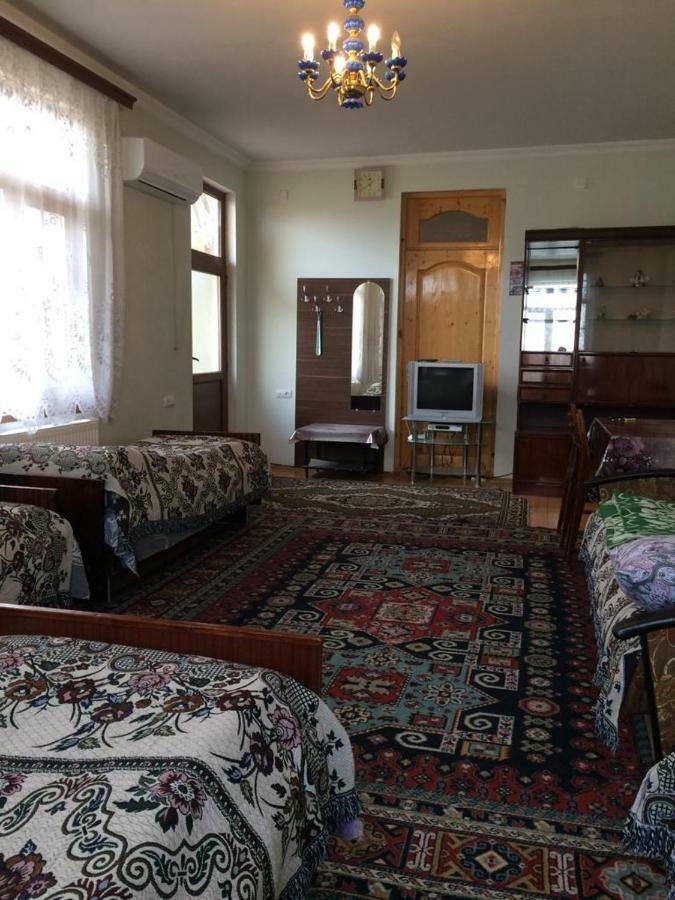 Huseyn Houses กันจา ภายนอก รูปภาพ